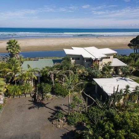 Gems Seaside Lodge Ahipara Exterior foto
